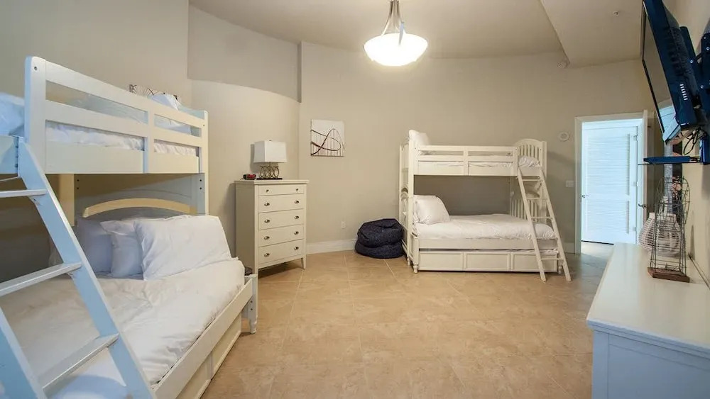 Spacious Penthouse on the Gulf - Unit Tpd2302