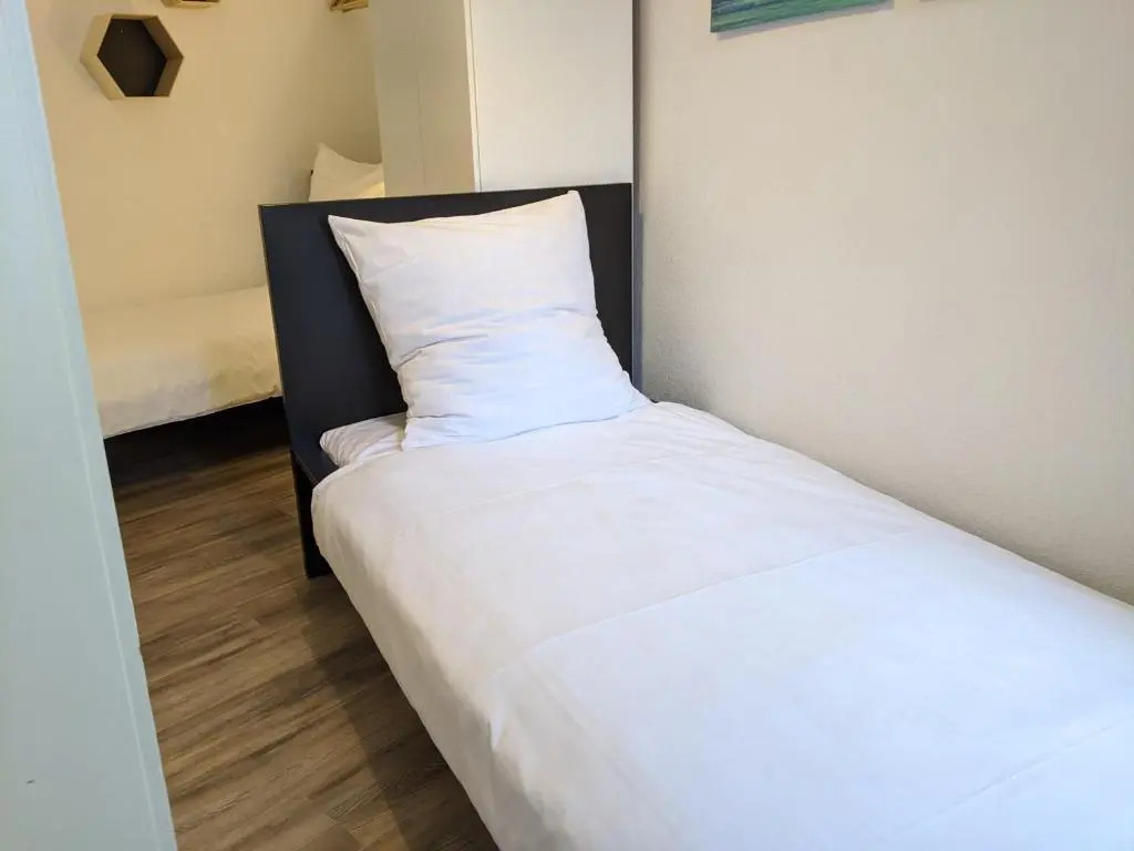 2 ROOM APARTMENT by the CASTLE