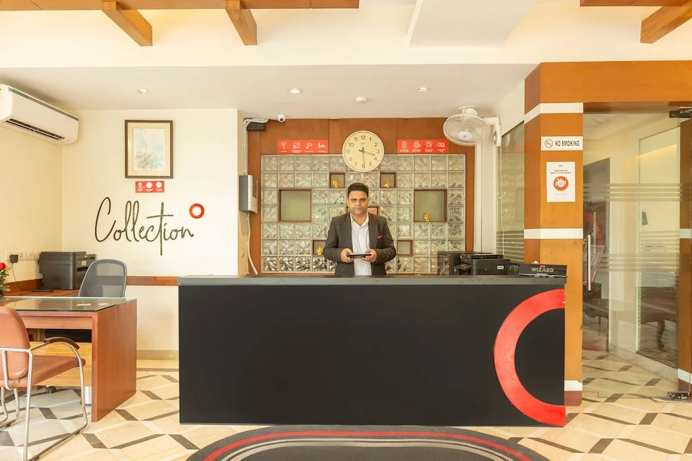 Edition O 30065 Regale Inn