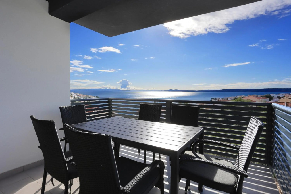 Family friendly apartments with a swimming pool Mavarstica, Ciovo - 18642