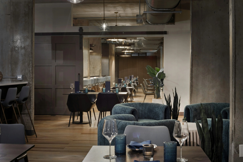 The LOOM Hotel, Tapestry Collection by Hilton