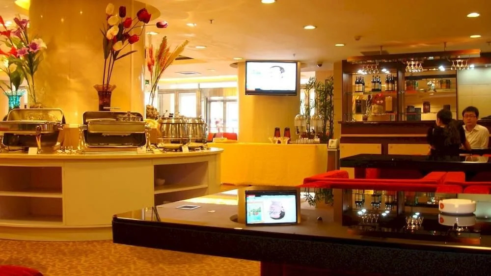 Qingze Hotel
