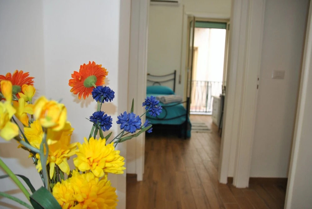 Happiness House two Steps Away to the Beach of Gaeta