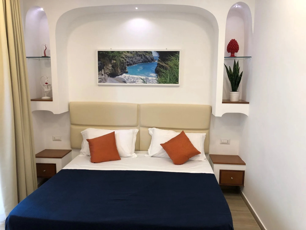 Sorrento Rooms