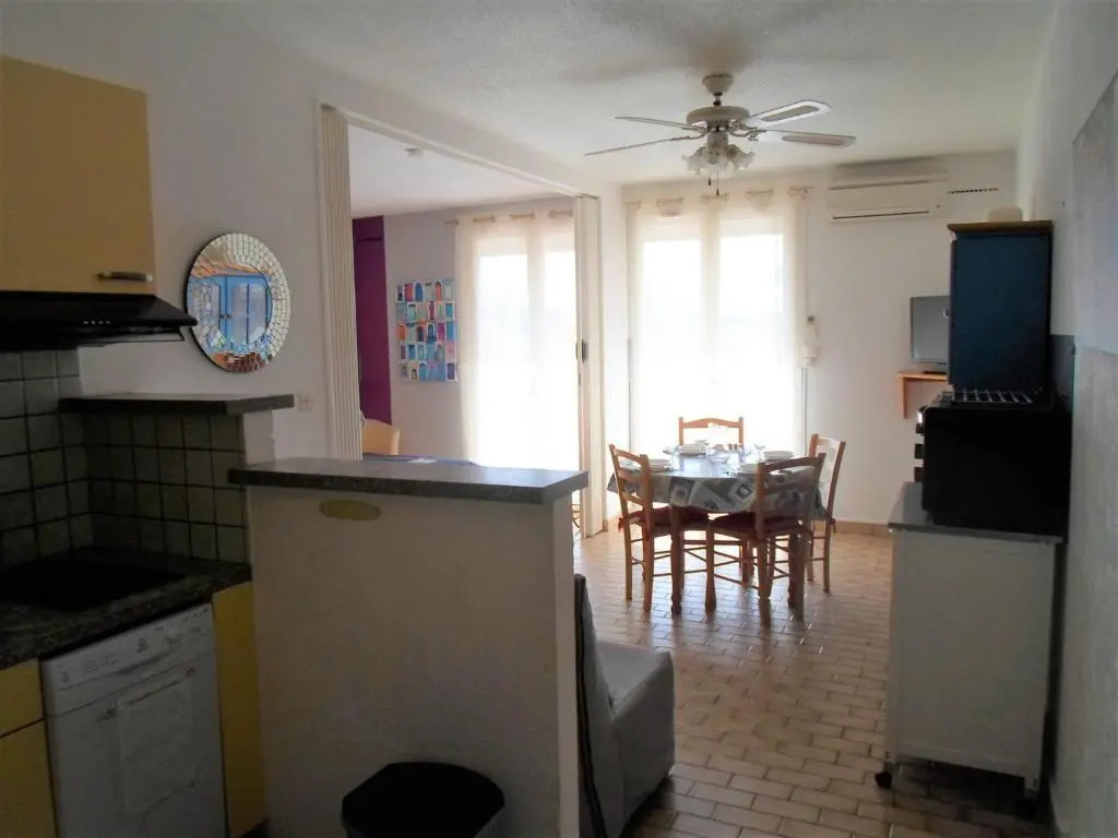Appartement Balaruc-les-Bains, 2 pièces, 4 personnes - FR-1-503-122