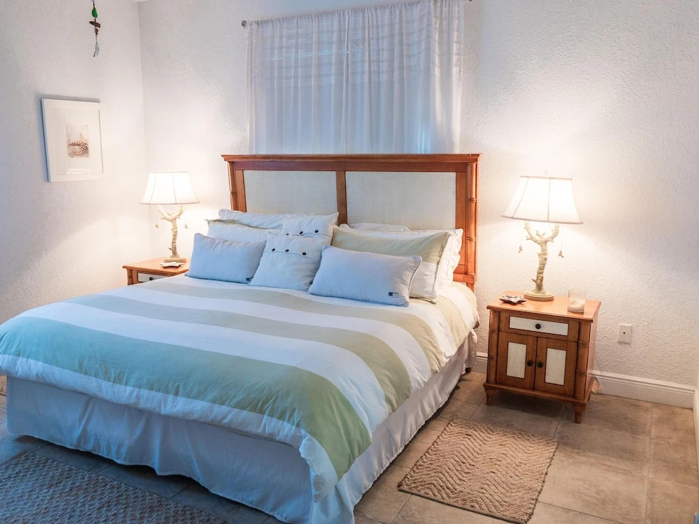 Bimini #23811 - 2 Br Condo