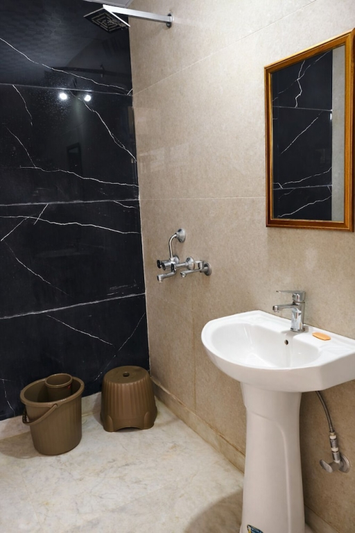 Book N Go HomeStay - Greater Noida