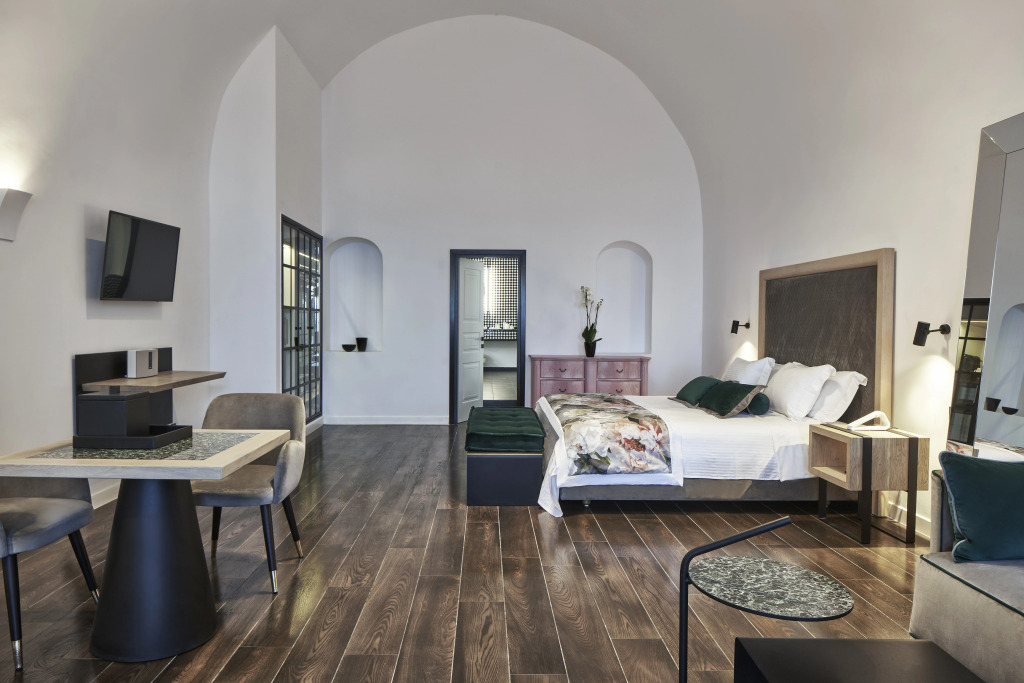 Katikies Garden Santorini - The Leading Hotels Of The World