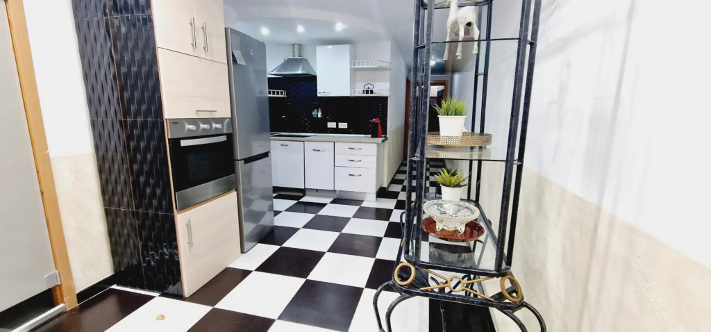 ELEGANT 2 BEDROOMS, Wifi free