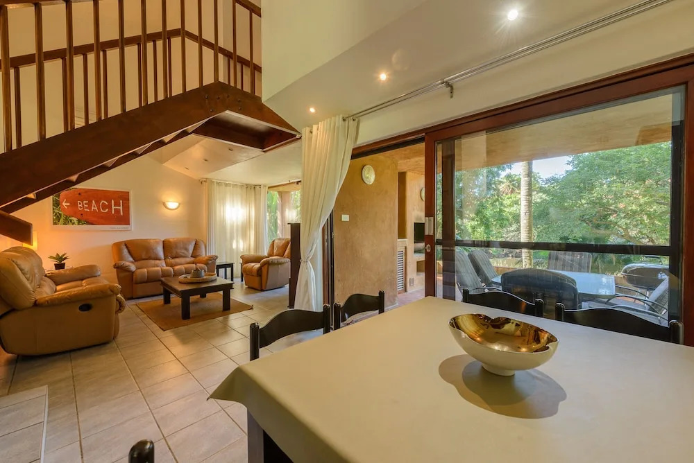 San Lameer Villa Rentals 2842