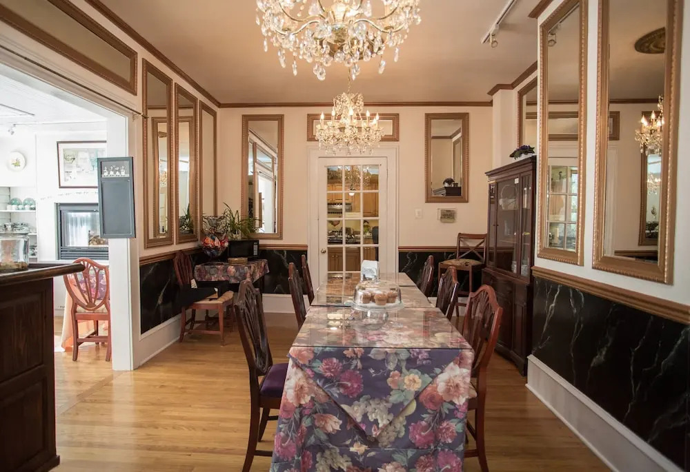 Haddonfield Inn