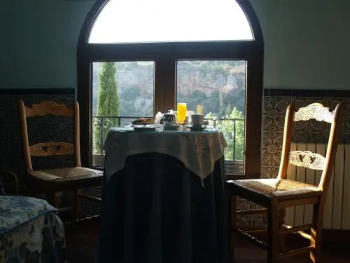Hotel Rural Albamanjon