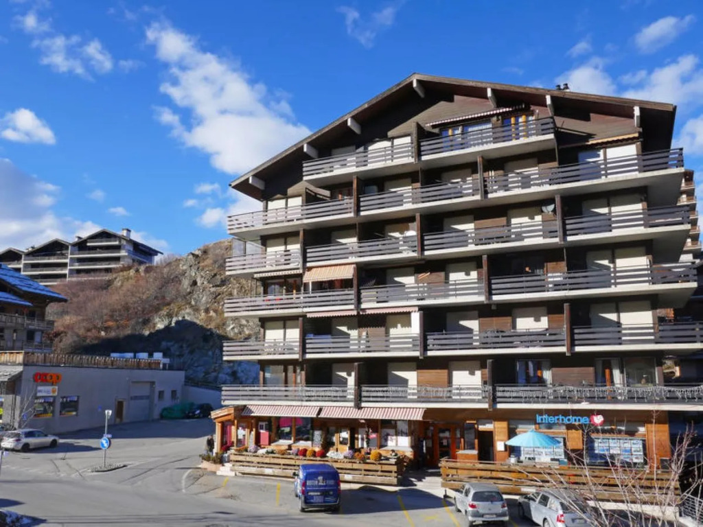 Apartment Beau-Séjour 24 by Interhome