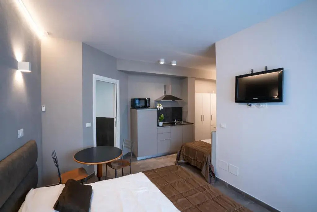 Astoria Studio Apartments