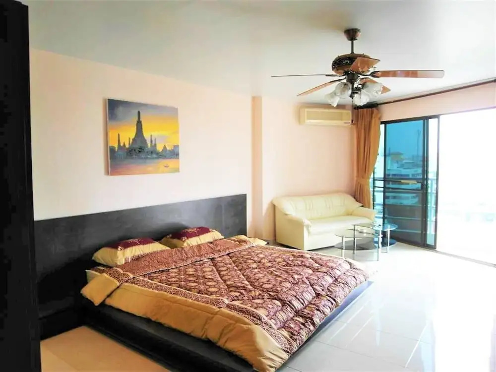View Talay 2 A 7th floor studio condo