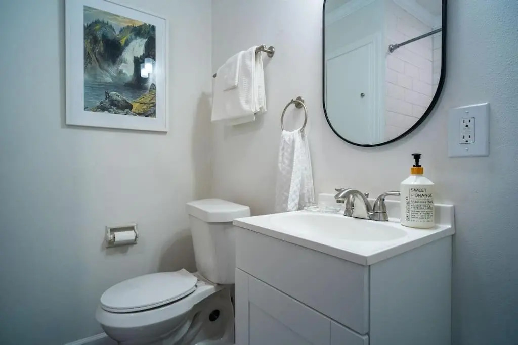 NEW! The Sage Home- Hot Tub Near Gathering Place