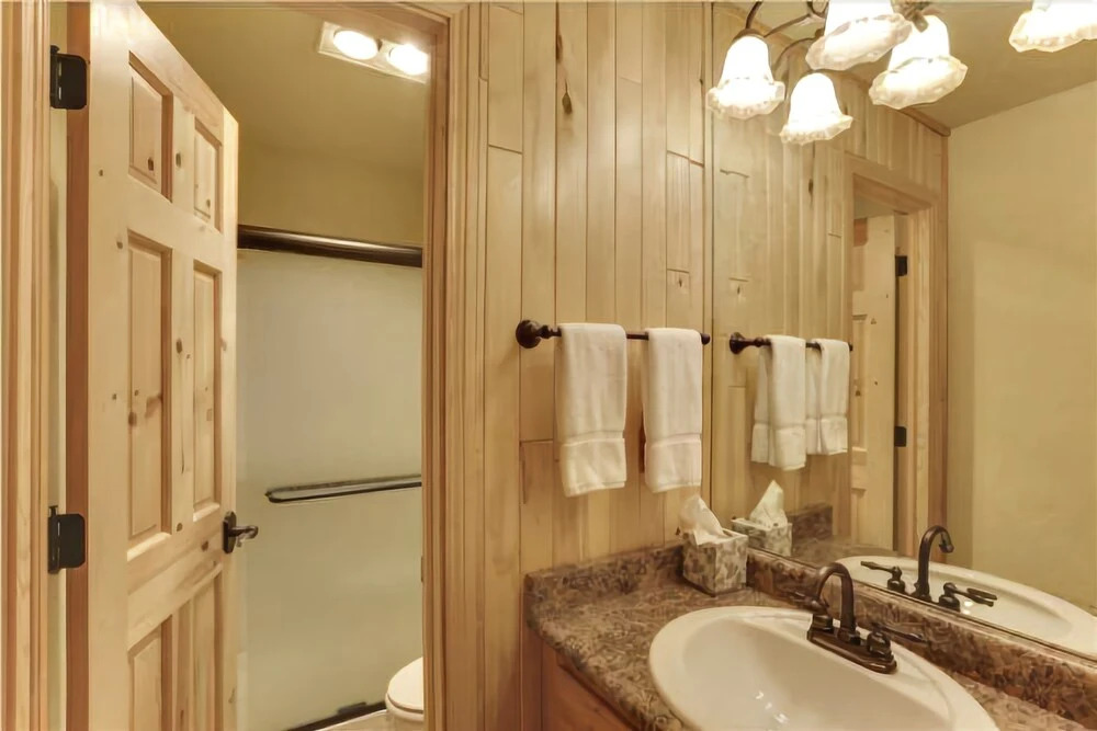 SkiWatch 103 - 2 Br Condo