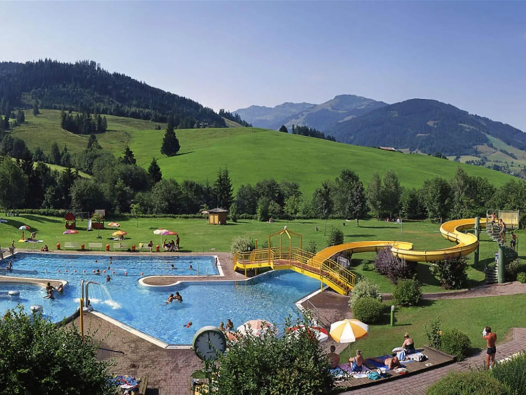 Chalet in Maria Alm Near Ski Slopes