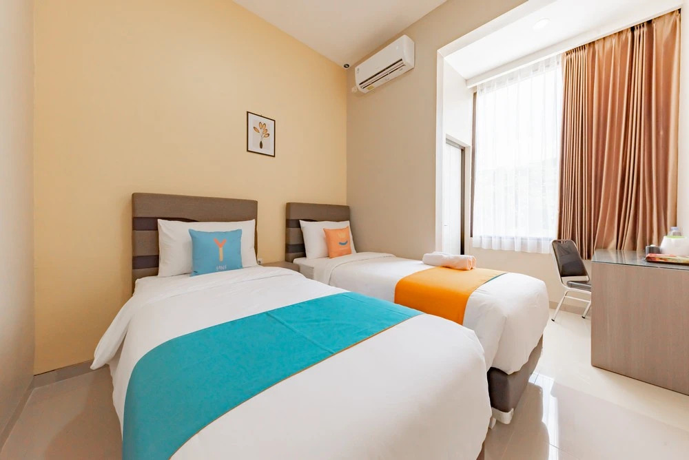 Sans Hotel Berau Square