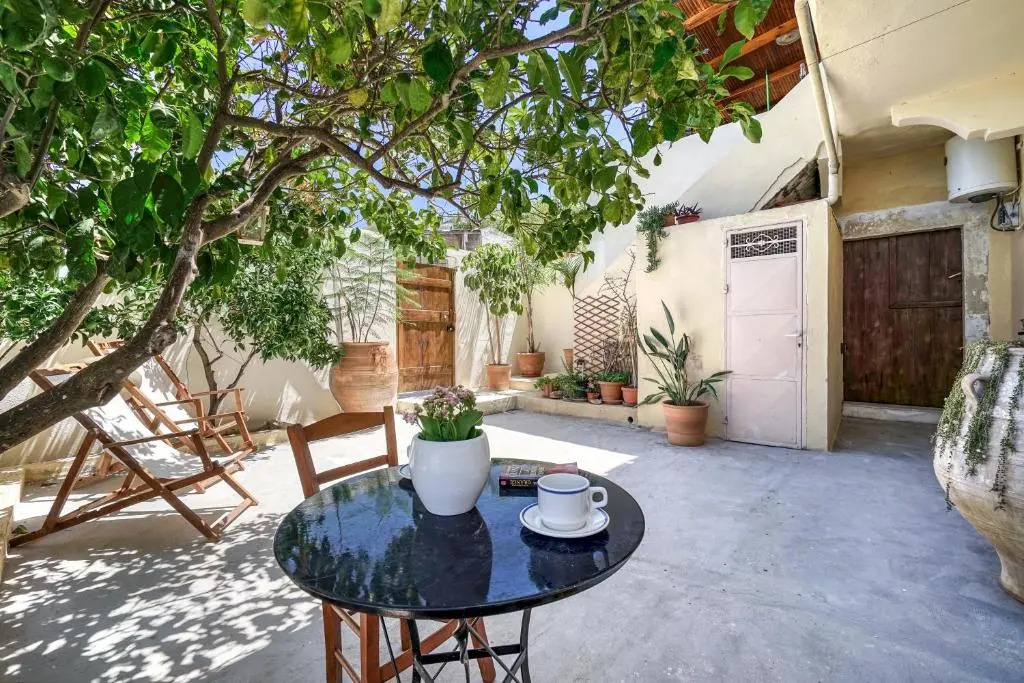 Serenity Courtyard village apartment