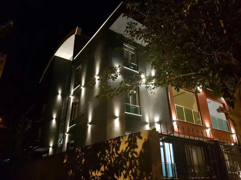 Doctor House Hotel