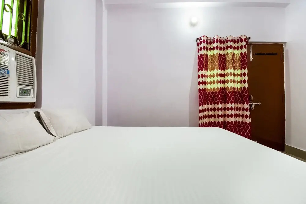 Shivam Guest House by OYO Rooms