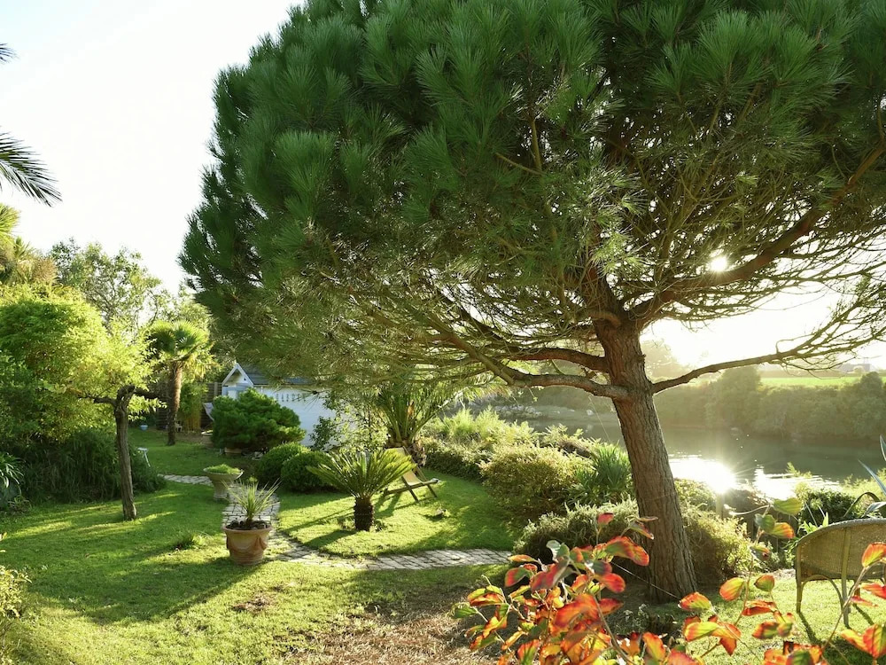 Luxurious Holiday Home in Sibiril Near Beach