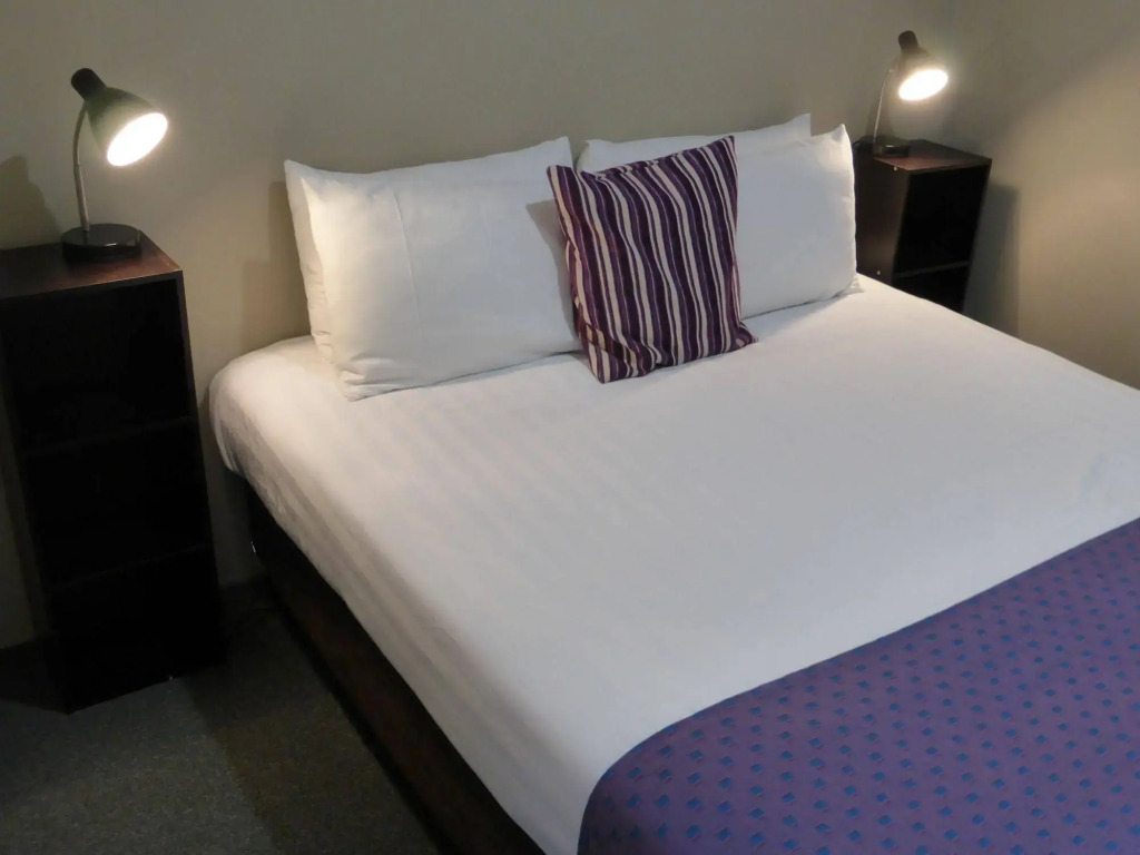 Smerdon Lodge Motel