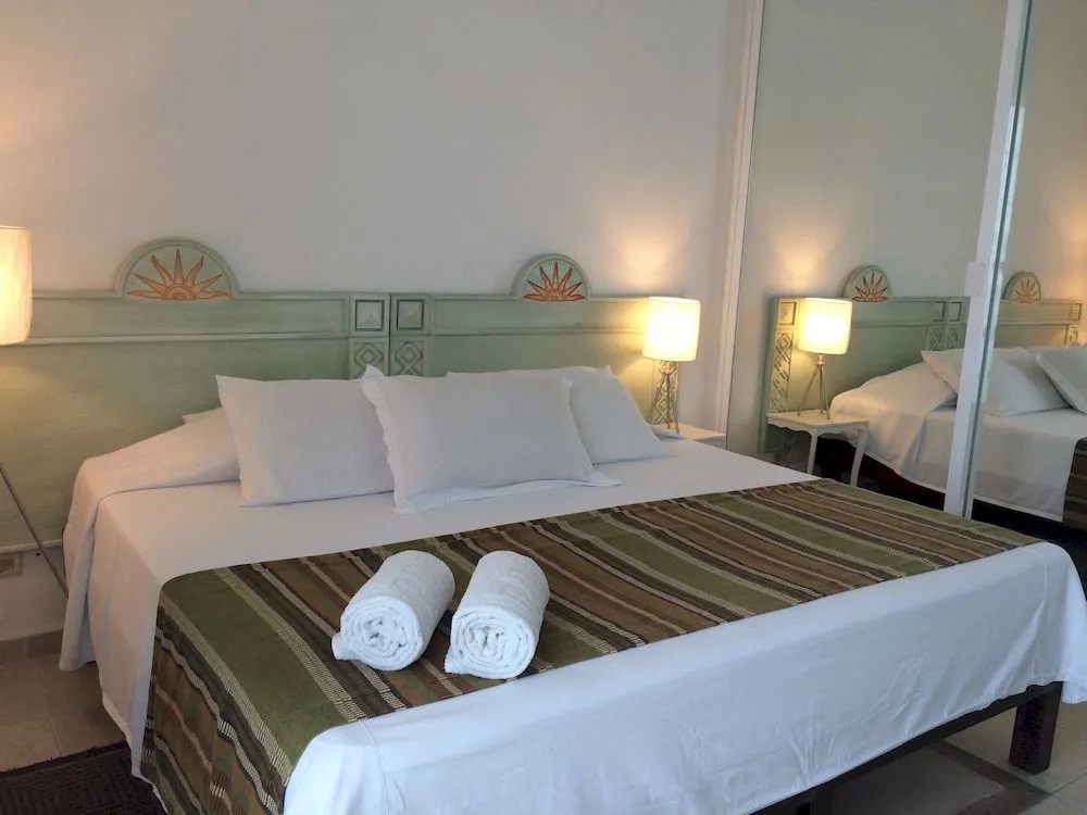 Nasim Condo Hotel con acceso BEACH CLUB GRATIS, metros 5th AVENIDA