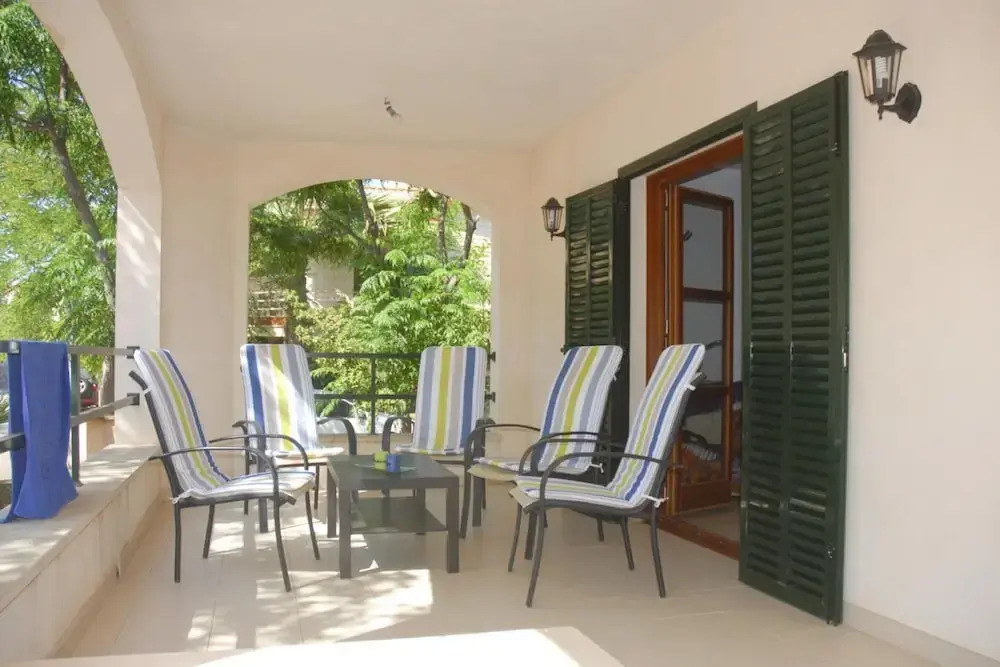 House in SIllot near Sandy Beach