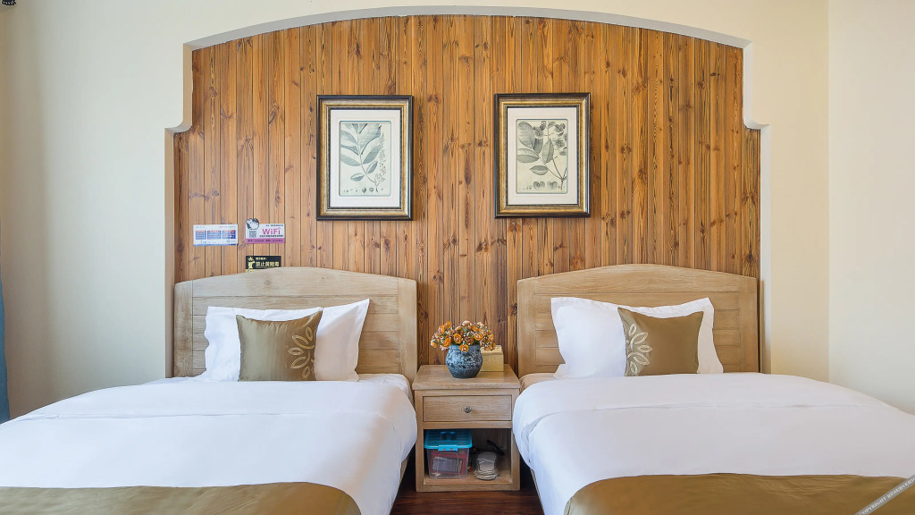 Floral Hotel·Jiujiu hotel in Qiandao Lake