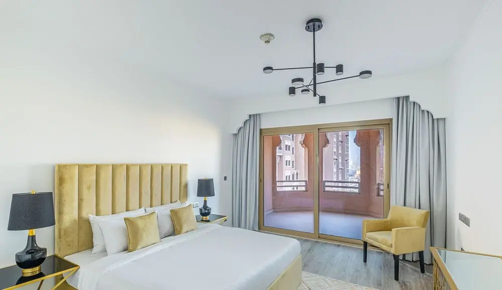 LUX Holiday Home - IBN Residence 1