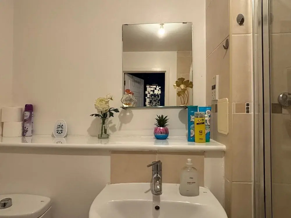 1 Bed Flat - Sleeps 4 - Pets - Parking - Wifi