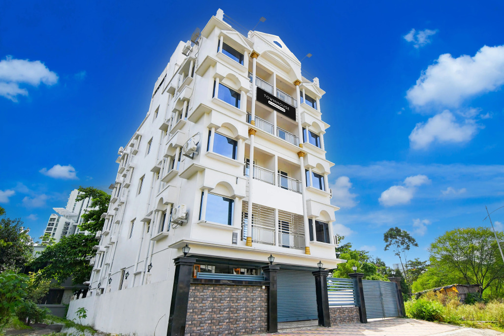 Super Townhouse Rosedale Formerly Reliance Guest House