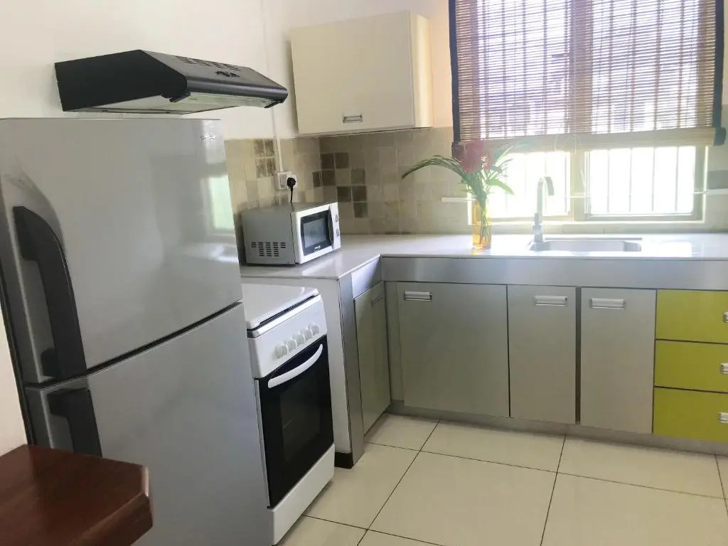 Apartment With one Bedroom in Pereybere, With Shared Pool, Enclosed Garden and Wifi - Near the Beach