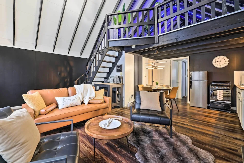 Pet-Friendly Cabin in Pocono Lake