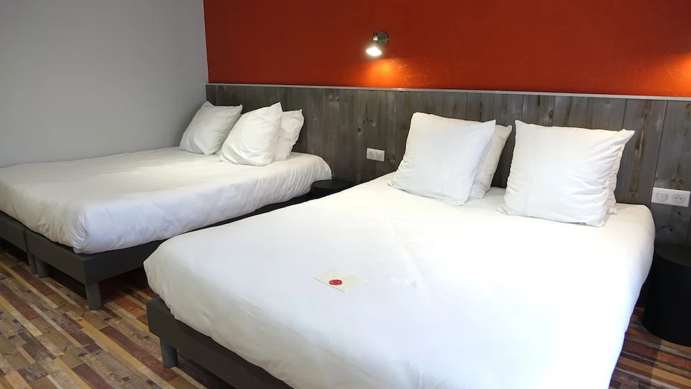 Logis Hotel Yseria - Historical Center