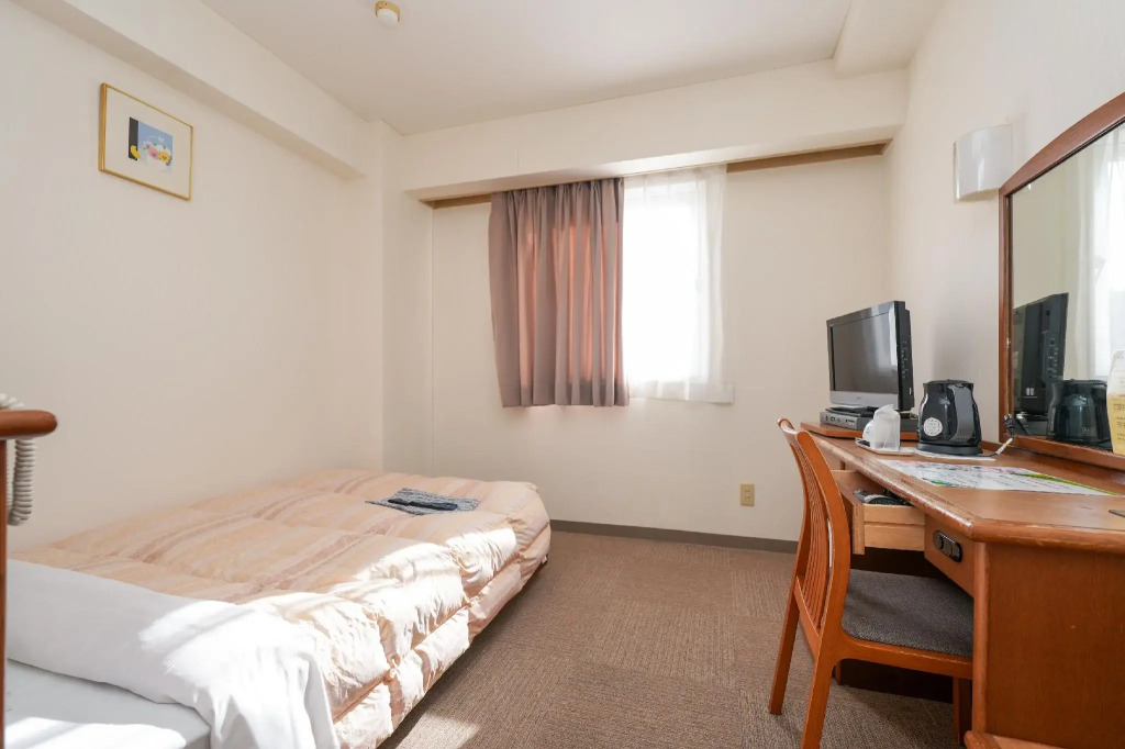 Tendo Central Hotel