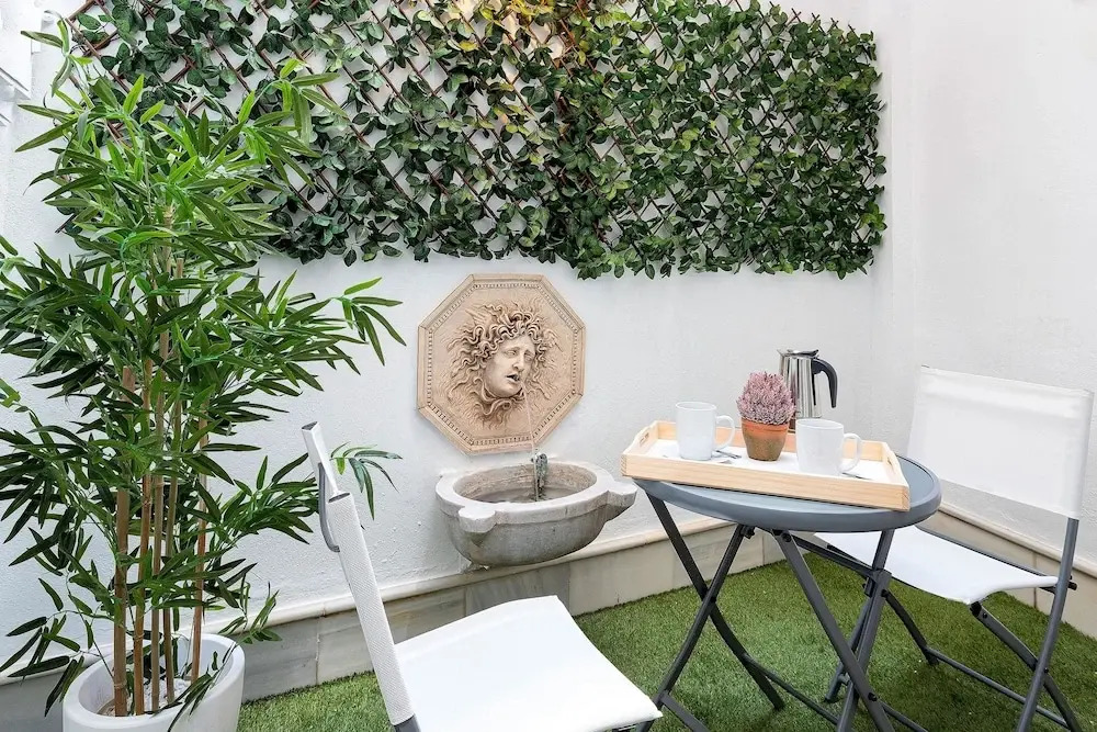 Cozy 2BD Duplex With Private Patio Plaza Nueva II Sevilla