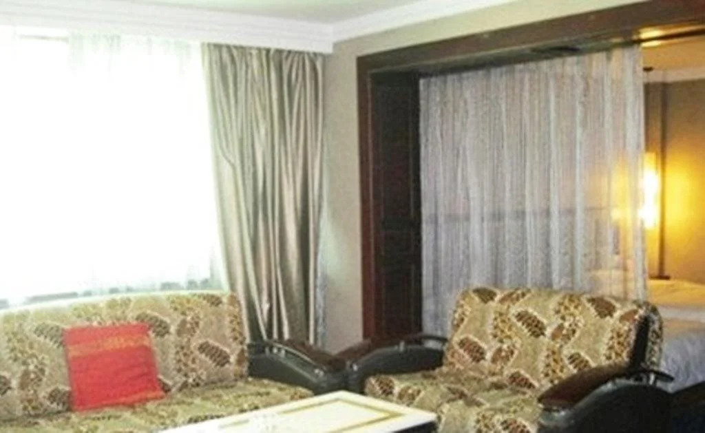 Oasis Hotel