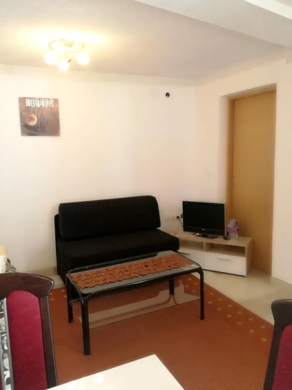 Apartment With one Bedroom in Jadranovo, With Furnished Garden and Wif