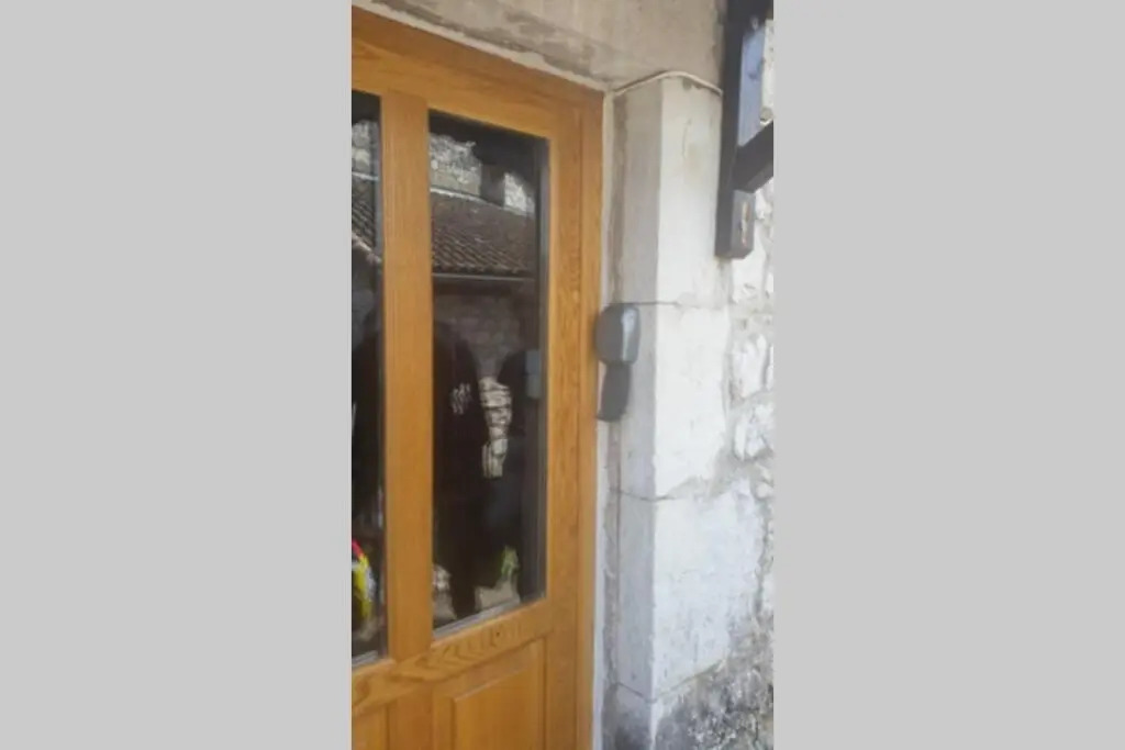 maison pierre et voute au c ur du village