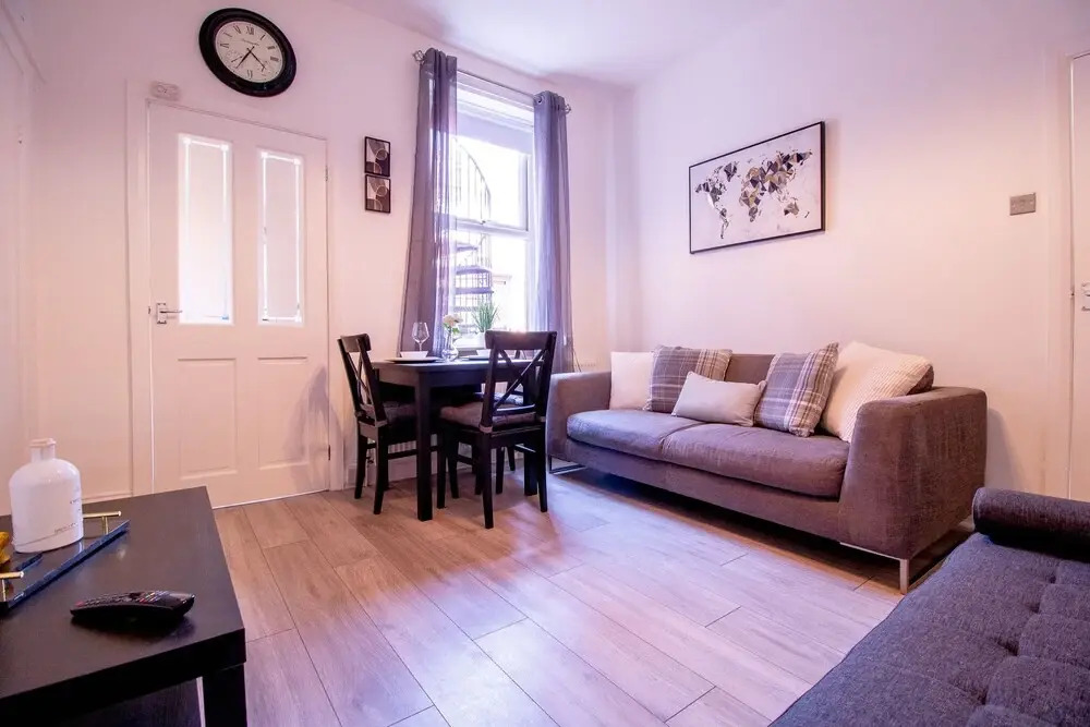 Cosy Ground Floor 2br Apt in Newcastle - Sleeps 5