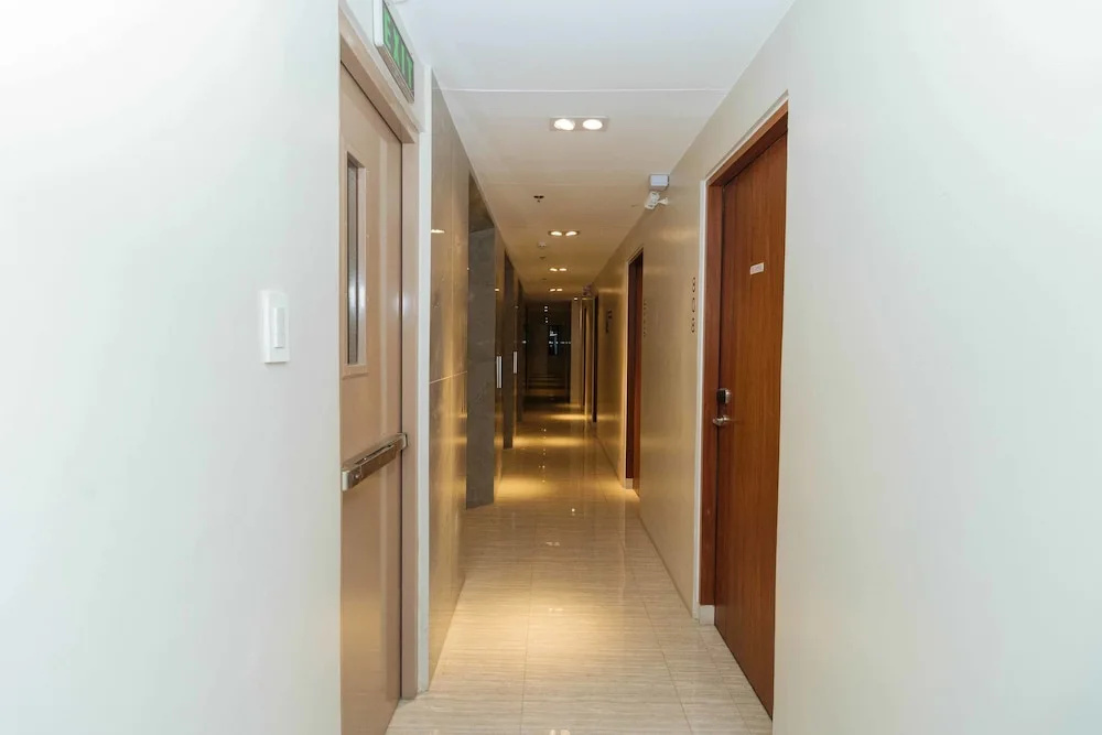 RedDoorz Premium near UST Hospital