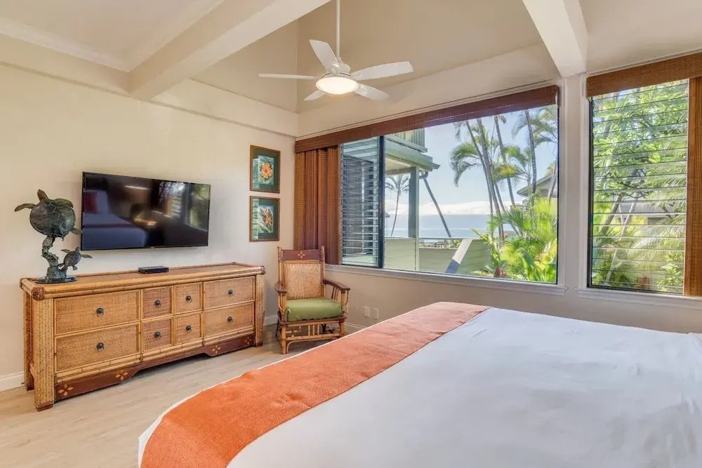 Kahana Outrigger #1a2 3 Bedroom Condo by RedAwning