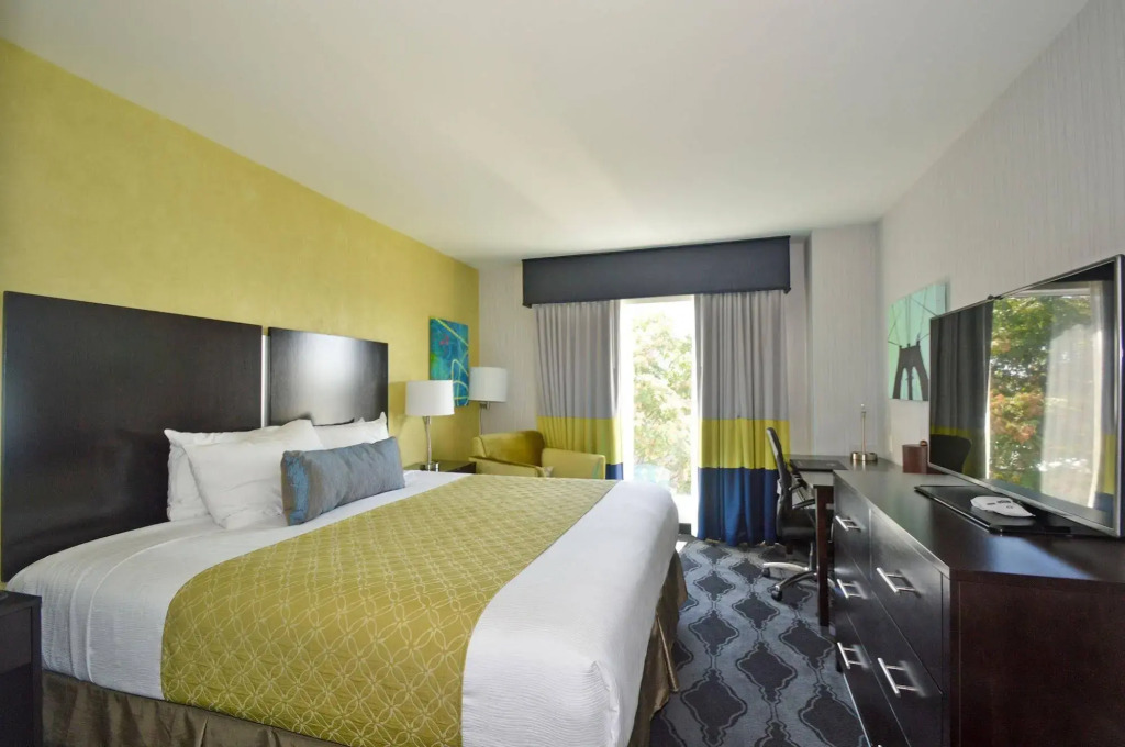 LaGuardia Airport Hotel Queens