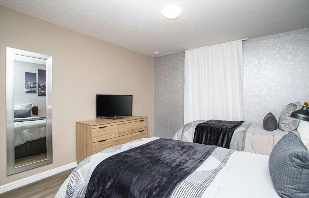 Townhome W/spashpool In Paradise Palms 3215pp 4 Bedroom Townhouse by Redawning
