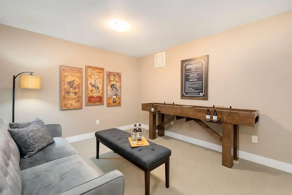 Amazing Urban Townhome Near Breweries & River!