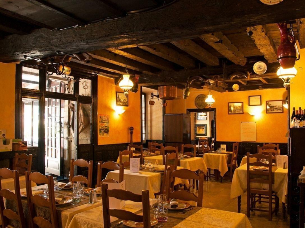 Logis Hotel Restaurant La Chaumière