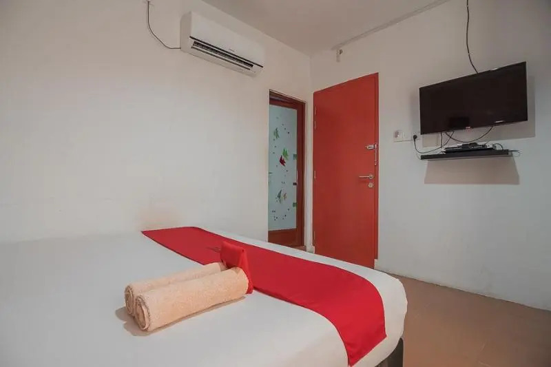 RedDoorz @ Batam Center 2